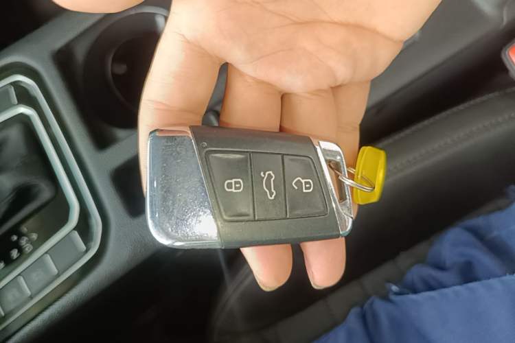Used Volkswagen Magotan 2017 330TSI DSG Luxury Model Vehicle Key