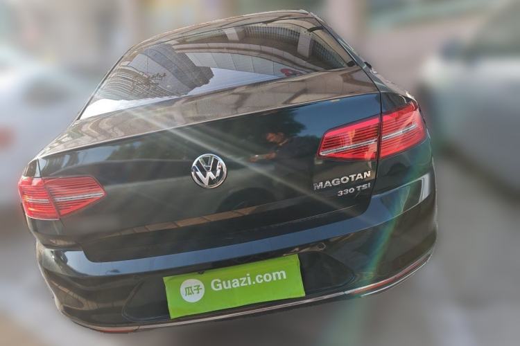 Used Volkswagen Magotan 2017 330TSI DSG Luxury Model Rear