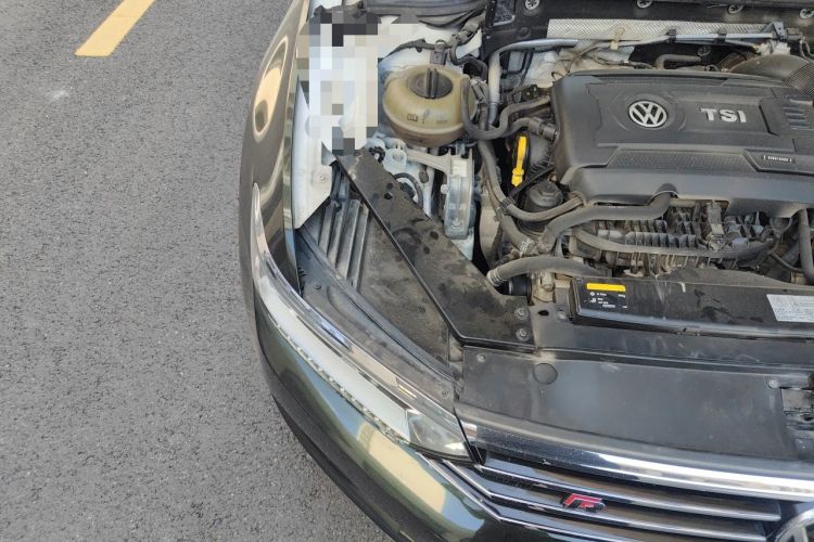 Used Volkswagen Magotan 2017 380TSI DSG Luxury Model Engine Bay Right