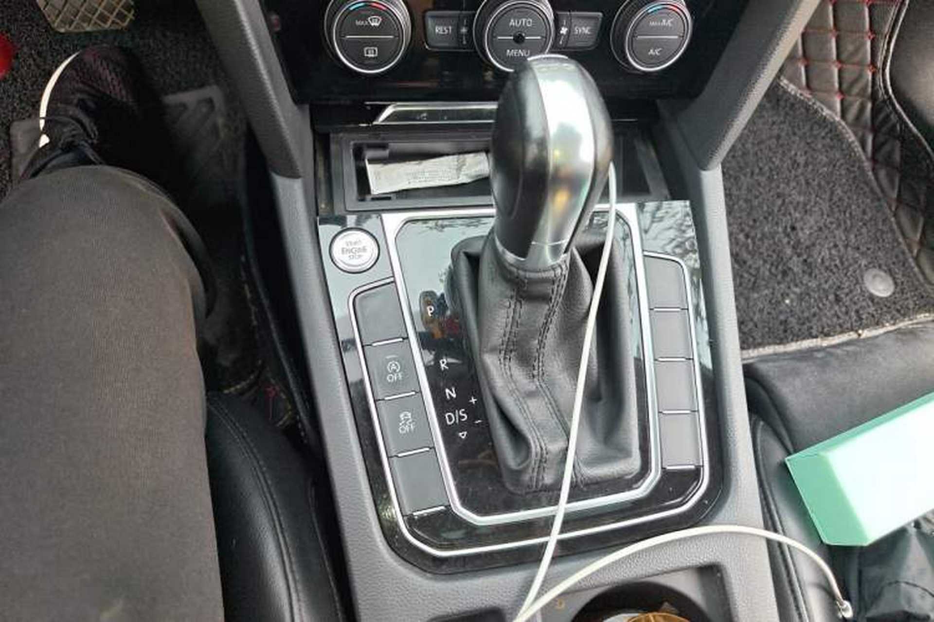 Used Volkswagen Magotan 2017 330TSI DSG Luxury Model Gear Lever