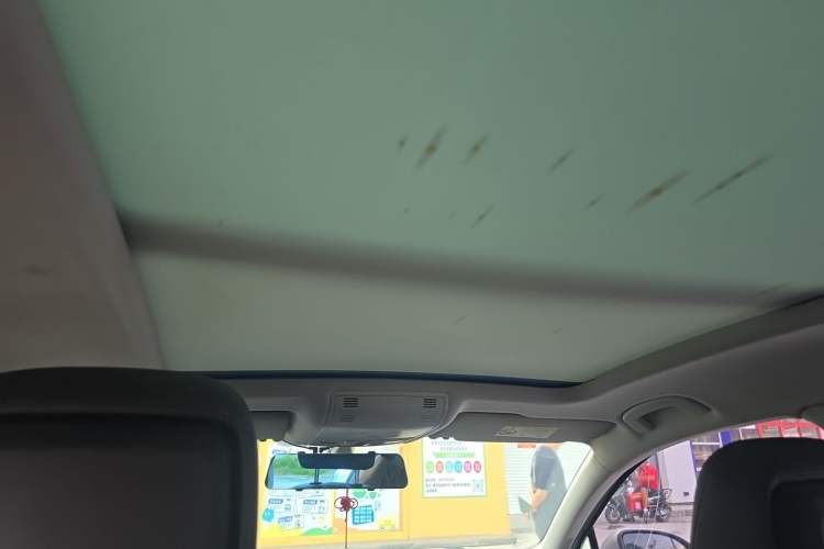Used Volkswagen Magotan 2017 330TSI DSG Luxury Model Headliner