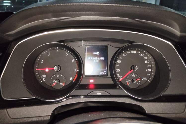 Used Volkswagen Magotan 2017 330TSI DSG Luxury Model Instrument Cluster