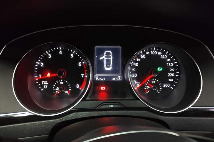 Used Volkswagen Magotan 2017 330TSI DSG Luxury Model Instrument Cluster