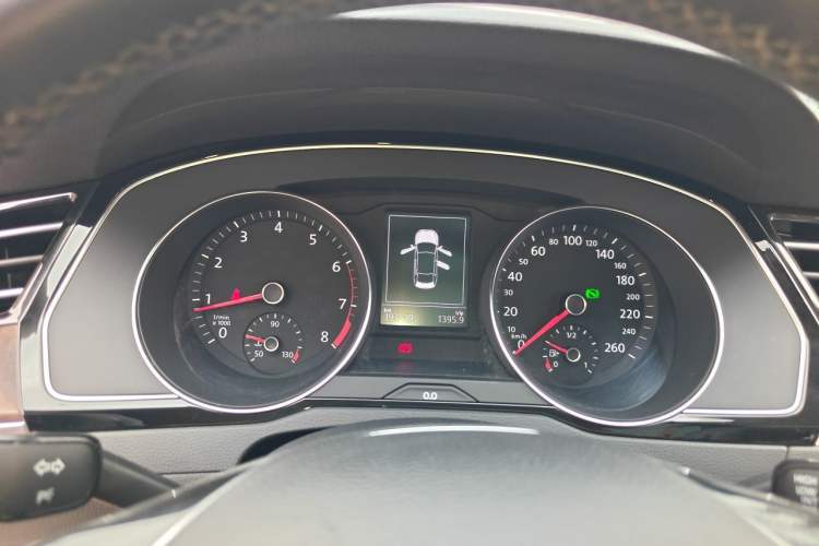 Used Volkswagen Magotan 2017 330TSI DSG Luxury Model Instrument Cluster
