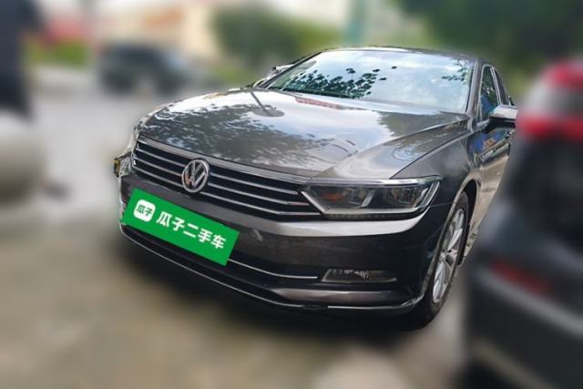 Ojetý Volkswagen Magotan 2017 330TSI DSG Luxury Model