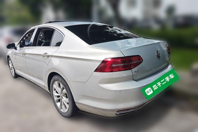 Used Volkswagen Magotan 2017 330TSI DSG Luxury Model Rear Left 45 Deg