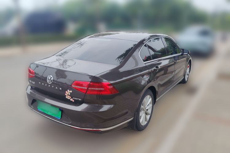 Used Volkswagen Magotan 2017 330TSI DSG Leading Model Rear Right 45 Deg