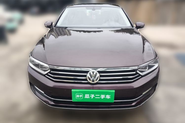 Used Volkswagen Magotan 2017 330TSI DSG Luxury Model Front