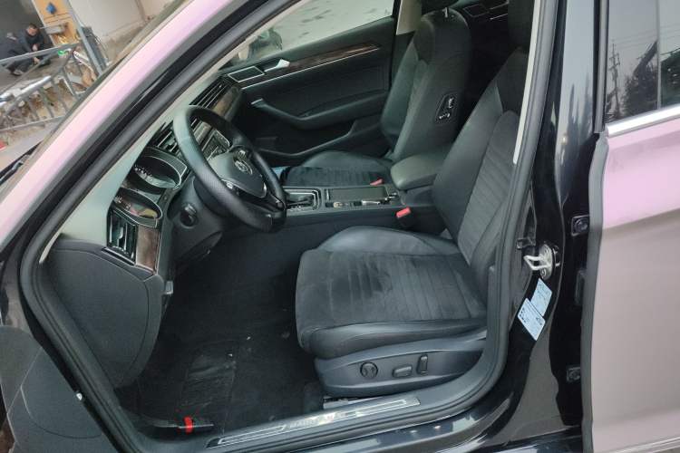 Used Volkswagen Magotan 2017 330TSI DSG Luxury Model Left Front Seat