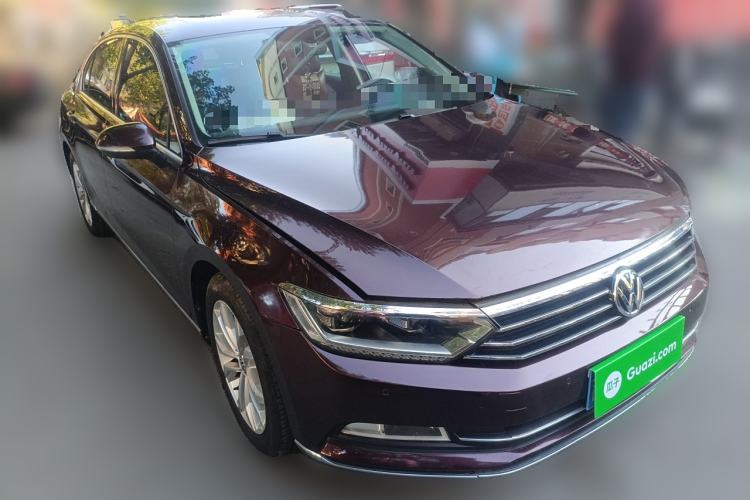 Used Volkswagen Magotan 2017 330TSI DSG Luxury Model Exterior 2