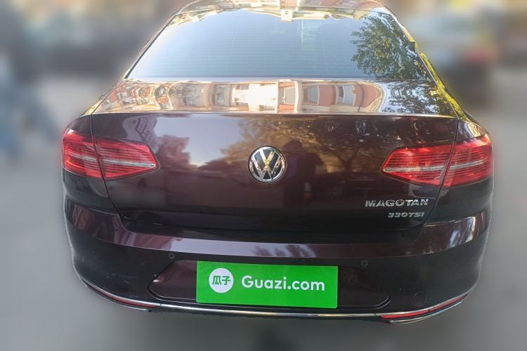 Used Volkswagen Magotan 2017 330TSI DSG Luxury Model Exterior 4