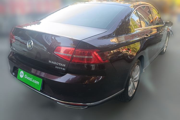 Used Volkswagen Magotan 2017 330TSI DSG Luxury Model Exterior 5