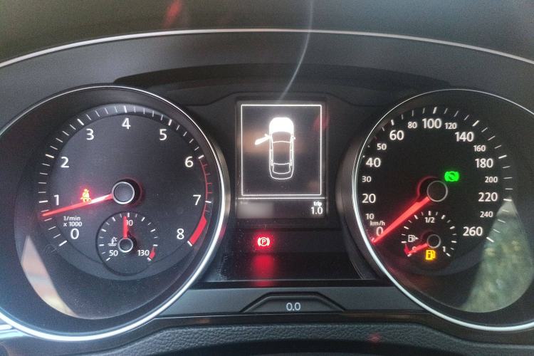 Used Volkswagen Magotan 2017 330TSI DSG Luxury Model Instrument Cluster