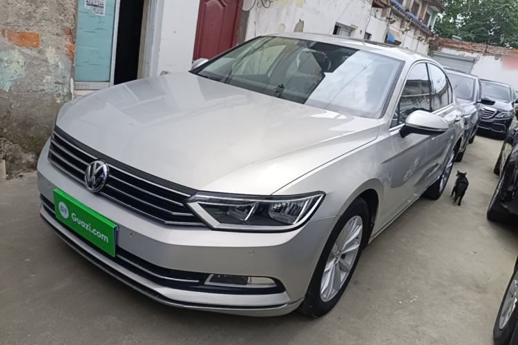 Used Volkswagen Magotan 2017 330TSI DSG Leading Model Guazi used car, China used car export, Used car for sale, Used cars, Cheapest cars for sale