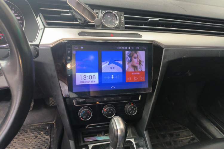 Used Volkswagen Magotan 2017 330TSI DSG Leading Model Audio And AC Panel