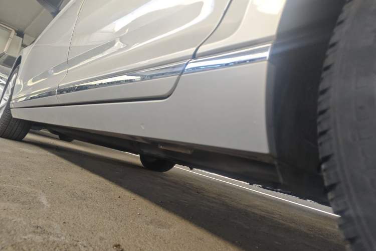 Used Volkswagen Magotan 2017 330TSI DSG Leading Model Chassis Rear Left