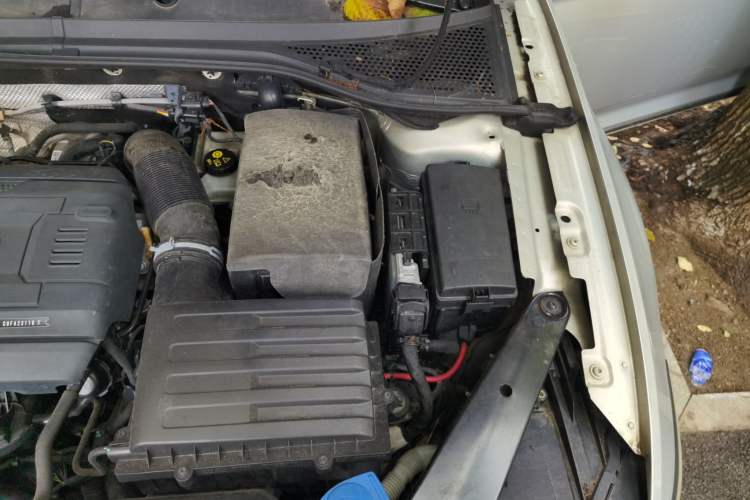 Used Volkswagen Magotan 2017 330TSI DSG Leading Model Engine Bay Left