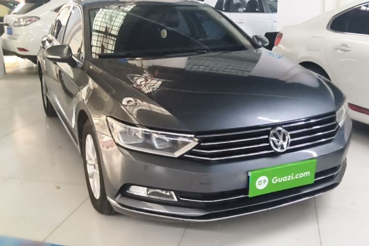 Used Volkswagen Magotan 2017 330TSI DSG Leading Model Exterior 1