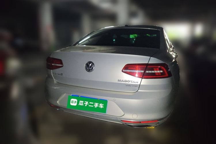 Used Volkswagen Magotan 2017 380TSI DSG Prestige Edition Exterior 4