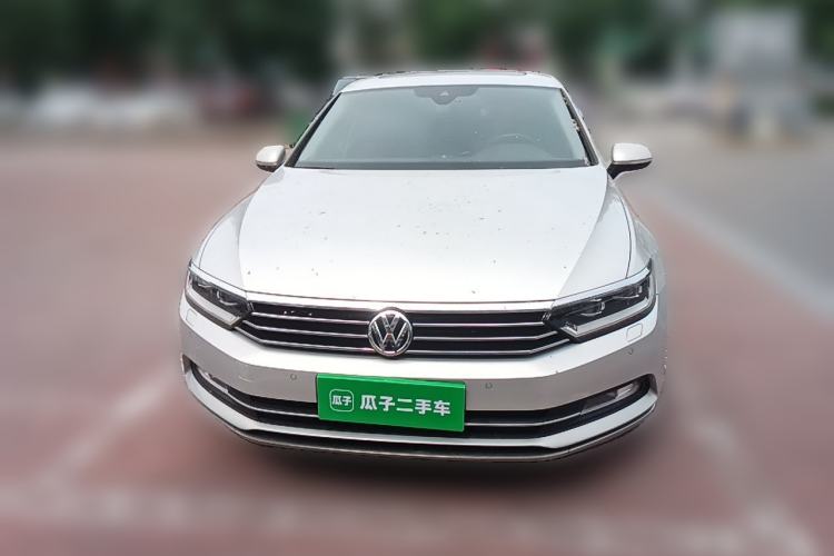 Used Volkswagen Magotan 2017 380TSI DSG Prestige Edition Front