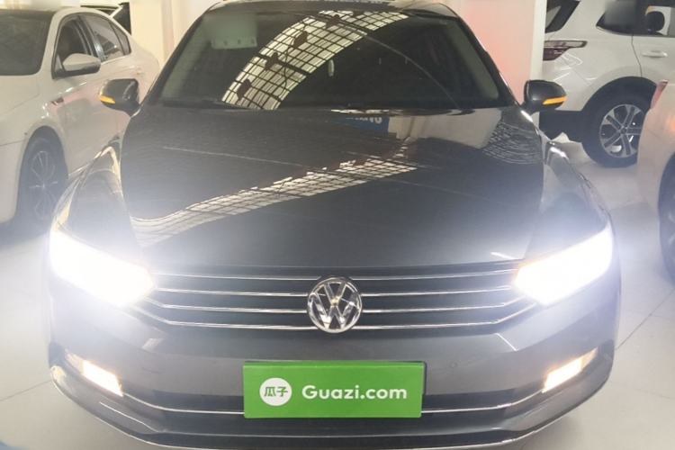 Used Volkswagen Magotan 2017 330TSI DSG Leading Model Front