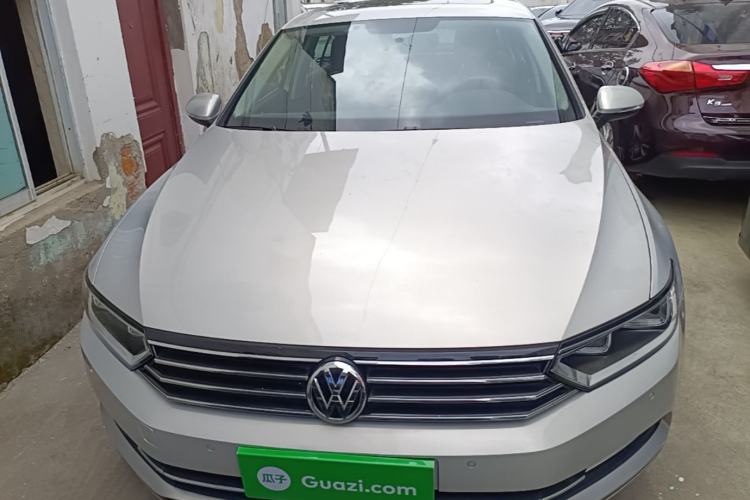 Used Volkswagen Magotan 2017 330TSI DSG Leading Model Front