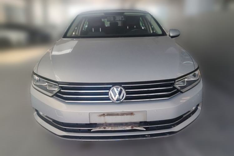 Used Volkswagen Magotan 2017 330TSI DSG Leading Model Front