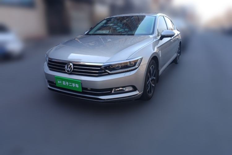 Used Volkswagen Magotan 2017 330TSI DSG Luxury Model Guazi used car, China used car export, Used car for sale, Used  cars, Cheapest cars for sale