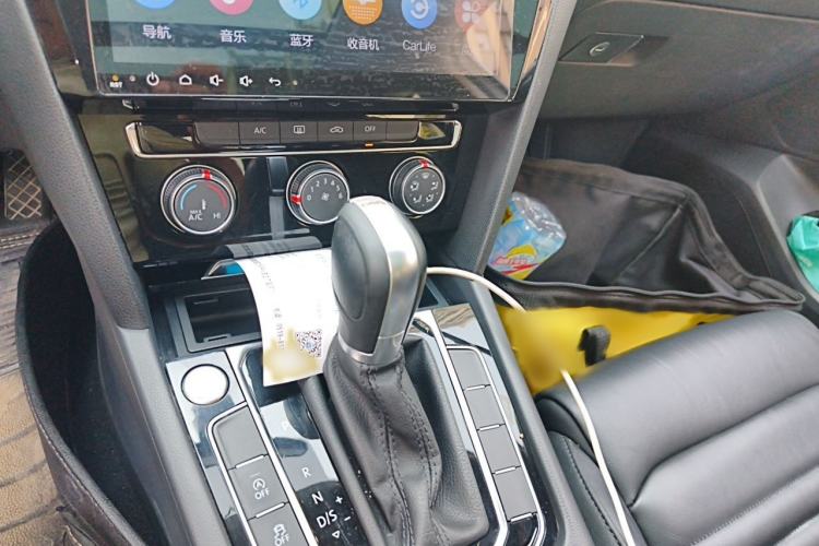 Used Volkswagen Magotan 2017 330TSI DSG Leading Model Gear Lever