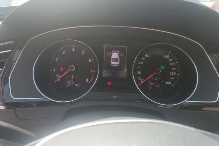 Used Volkswagen Magotan 2017 330TSI DSG Luxury Model Instrument Cluster