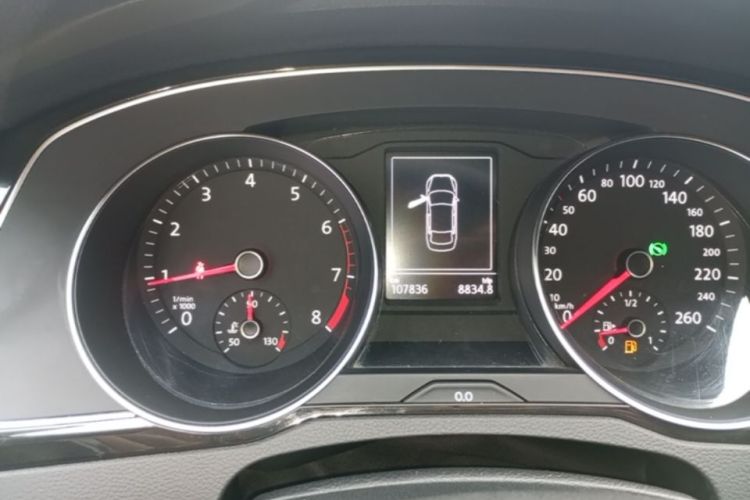 Used Volkswagen Magotan 2017 330TSI DSG Luxury Model Instrument Cluster