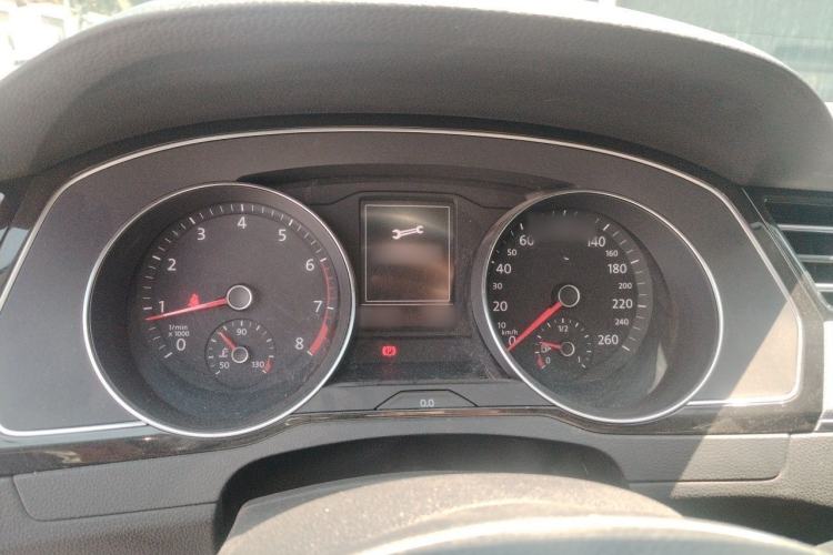 Used Volkswagen Magotan 2017 330TSI DSG Leading Model Instrument Cluster