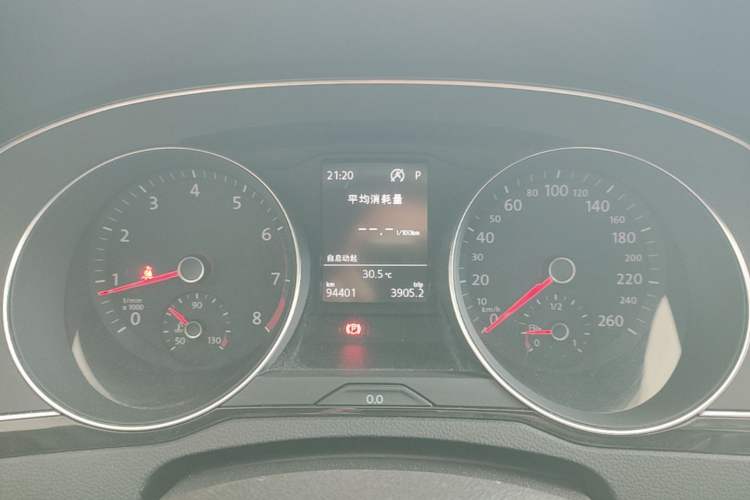 Used Volkswagen Magotan 2017 330TSI DSG Luxury Model Instrument Cluster