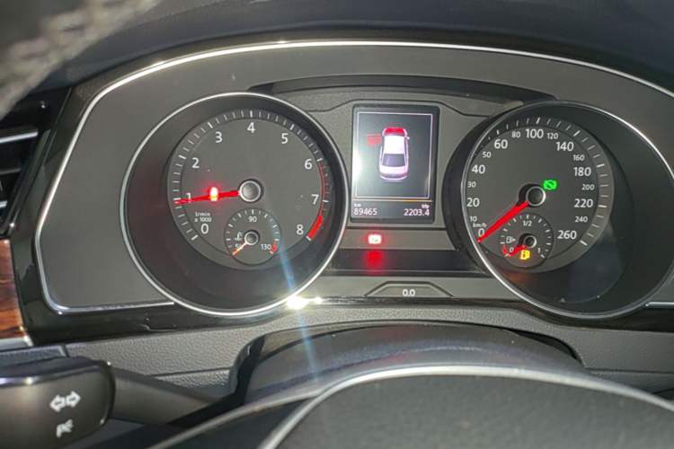 Used Volkswagen Magotan 2017 330TSI DSG Luxury Model Instrument Cluster