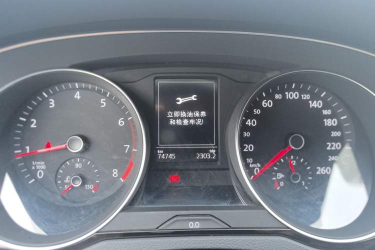 Used Volkswagen Magotan 2017 330TSI DSG Luxury Model Instrument Cluster