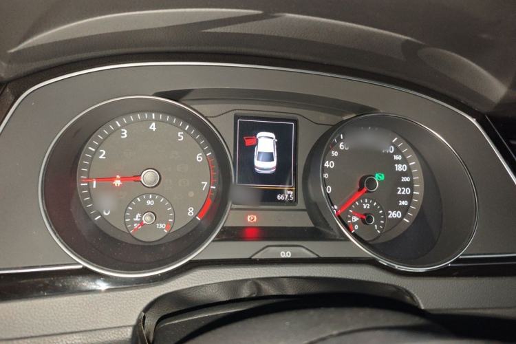 Used Volkswagen Magotan 2017 380TSI DSG Prestige Edition Instrument Cluster