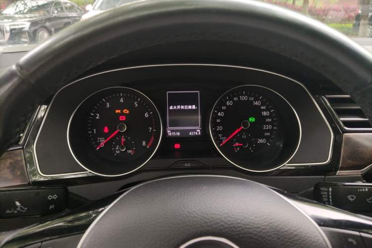 Used Volkswagen Magotan 2017 330TSI DSG Luxury Model Instrument Cluster