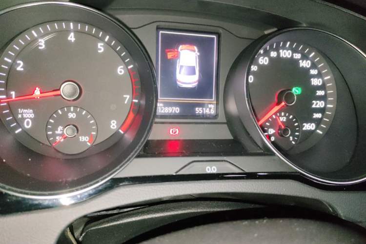 Used Volkswagen Magotan 2017 330TSI DSG Luxury Model Instrument Cluster