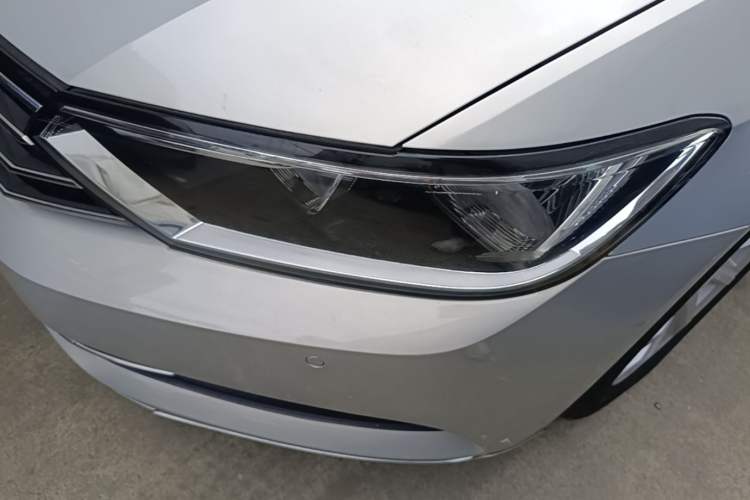 Used Volkswagen Magotan 2017 330TSI DSG Leading Model Left Front Headlight