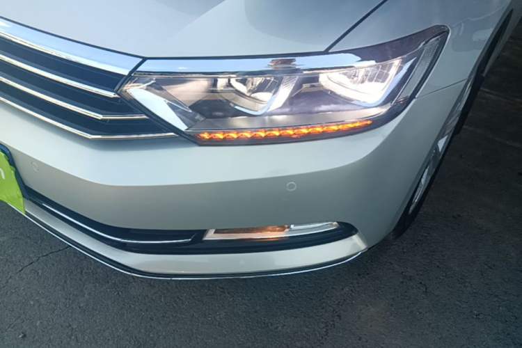 Used Volkswagen Magotan 2017 330TSI DSG Luxury Model Left Front Headlight