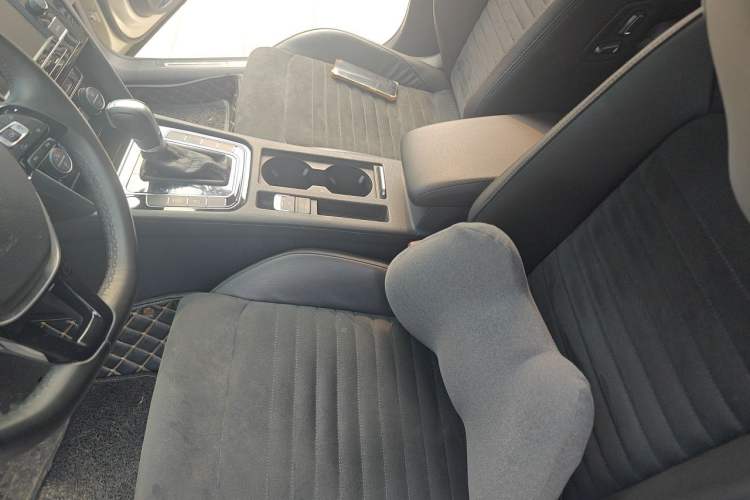 Used Volkswagen Magotan 2017 330TSI DSG Luxury Model Left Front Seat