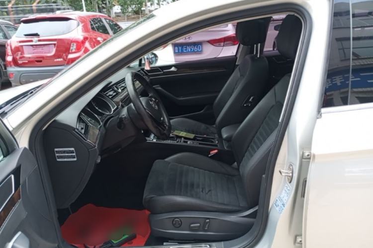 Used Volkswagen Magotan 2017 330TSI DSG Luxury Model Left Front Seat