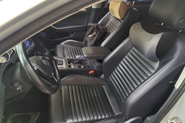 Used Volkswagen Magotan 2017 330TSI DSG Leading Model Left Front Seat