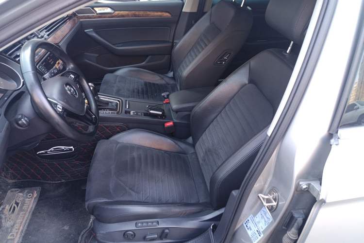 Used Volkswagen Magotan 2017 330TSI DSG Luxury Model Left Front Seat
