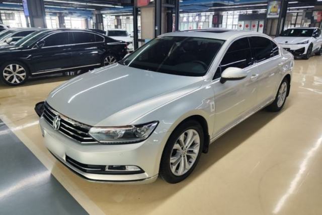 Used Volkswagen Magotan 2017 380TSI DSG Luxury Model