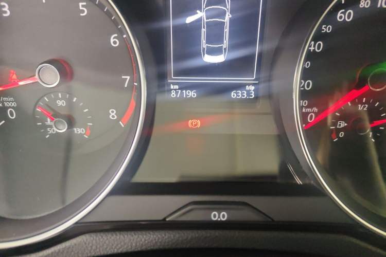 Used Volkswagen Magotan 2017 330TSI DSG Leading Model Odometer Close Up