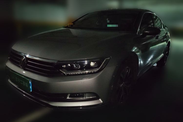 Used Volkswagen Magotan 2017 330TSI DSG Luxury Model Guazi used car, China used car export, Used car for sale, Used  cars, Cheapest cars for sale