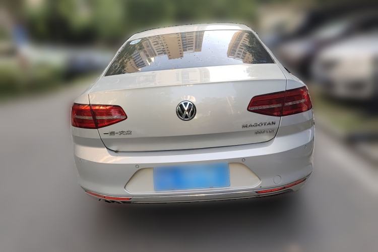 Used Volkswagen Magotan 2017 330TSI DSG Leading Model Rear
