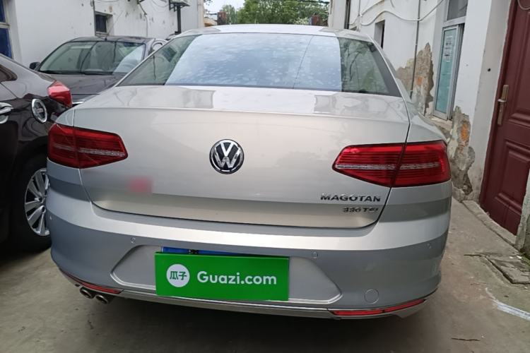 Used Volkswagen Magotan 2017 330TSI DSG Leading Model Rear