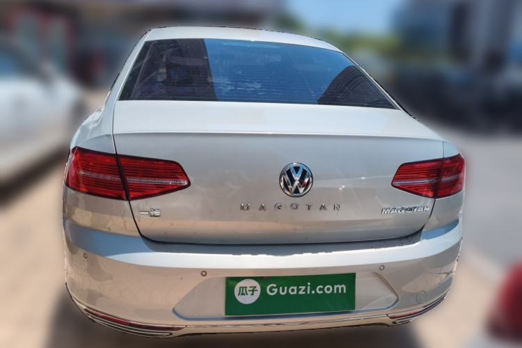 Used Volkswagen Magotan 2017 330TSI DSG Luxury Model Rear